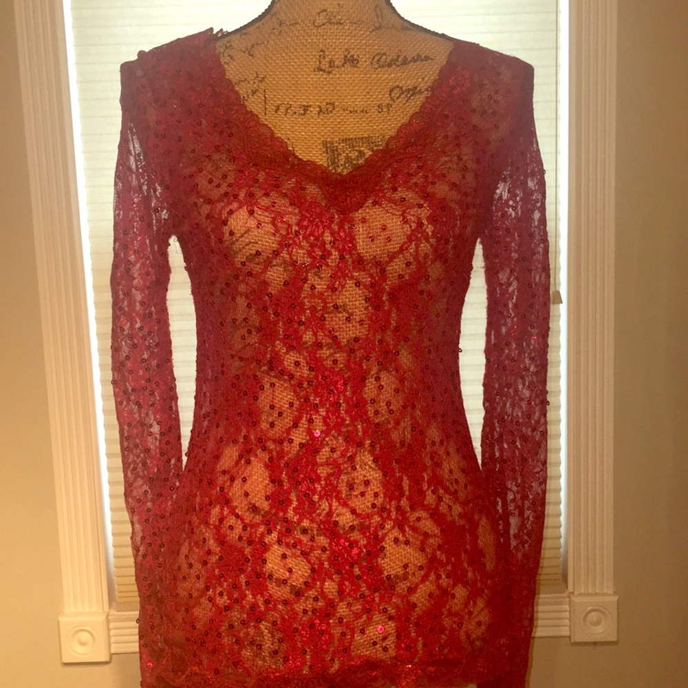 Long sleeve lace sequins top